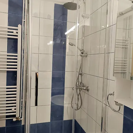 Apartment Niovi, Stylish Near The Waterfront
