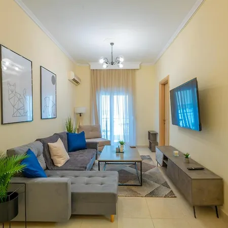 Niovi, Stylish Near The Waterfront *